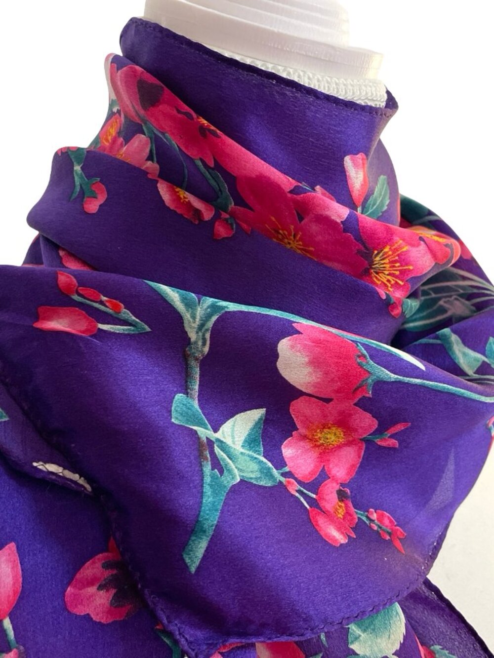 Anne Klein Floral Silk Feel Oblong Scarf Purple Pink Botanical 11 x 50 - Picture 3 of 8